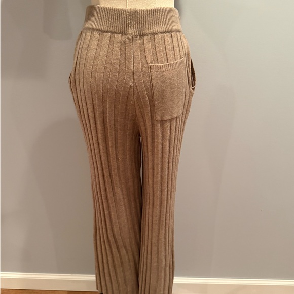 Mod Ref Ribbed Knit Wide Leg Set - Brown - Picture 7 of 7